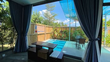 Deluxe villa | Luxe beddengoed, een bureau, gratis wifi, beddengoed