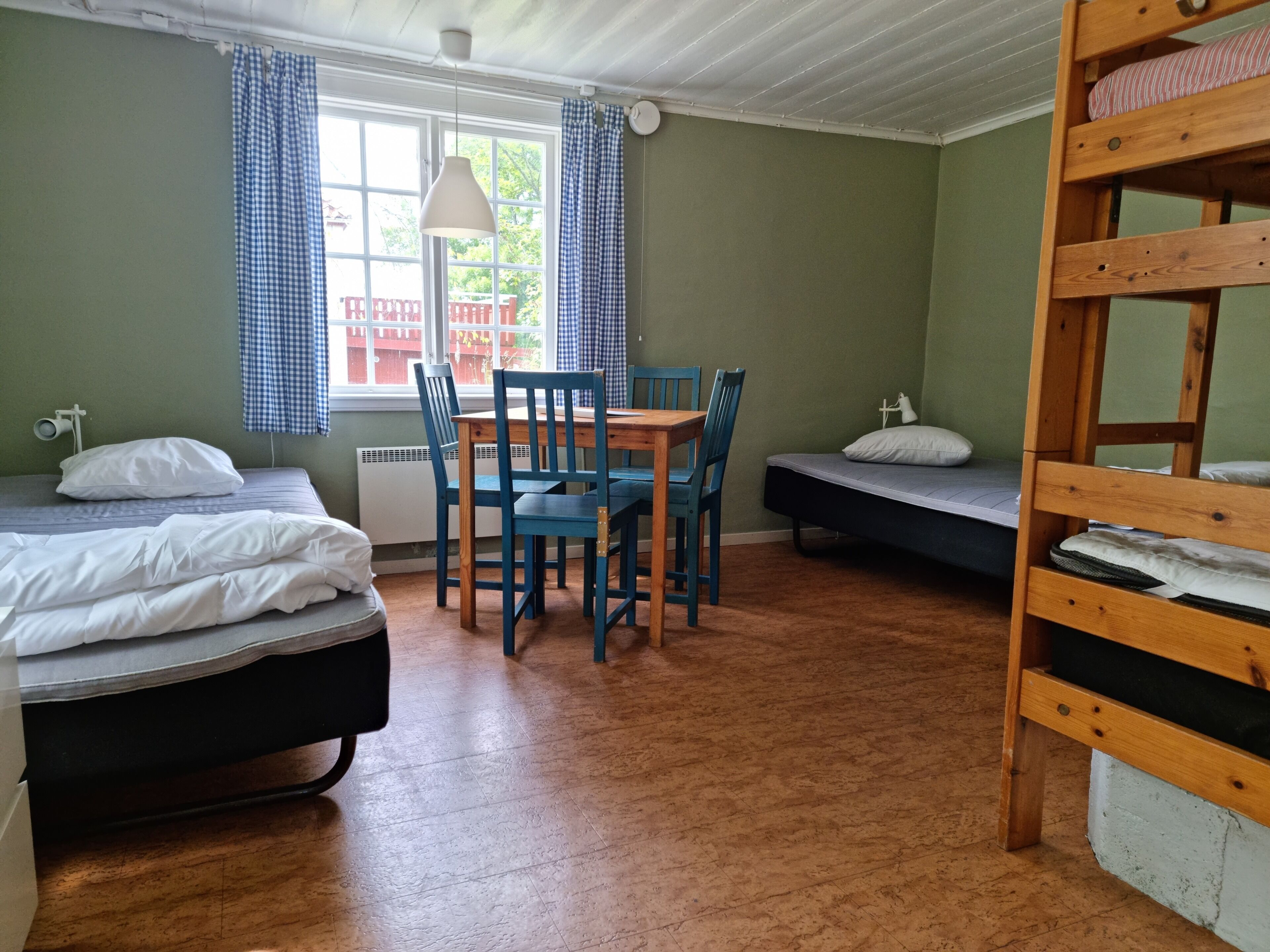 Habitación cuádruple | Wifi gratis 