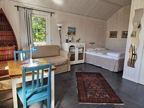 Cabin | Free WiFi - Tofta Gård Event & Boende (Ellos)