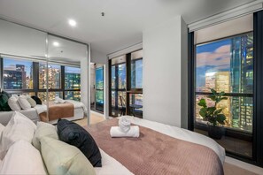 2 chambres, fer et planche à repasser, Wi-Fi, draps fournis