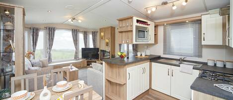 Fridge, oven, stovetop, toaster