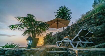 Holiday Apartment "Cueva El Desvelo" with Sea View, 3 Private Terraces & Wi-Fi