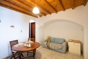 Interior - Diamond Room (Mykonos)