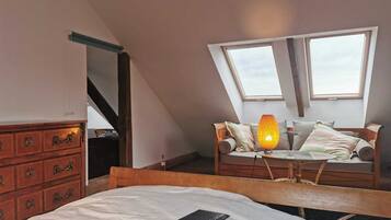 5 bedrooms