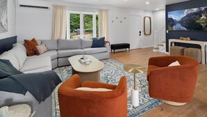 Smart TV - Cayuga Lake Views | Wine Trail | Lake Access (Ovid)