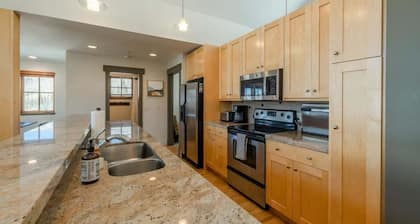 Solitude 4 Bdrm Private Home With Resort Access