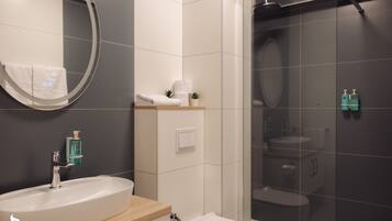 Junior Apartment | Bathroom