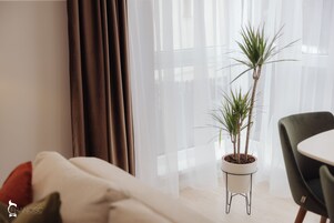 Elite Apartment | 1 bedroom, premium bedding, free minibar items, individually decorated