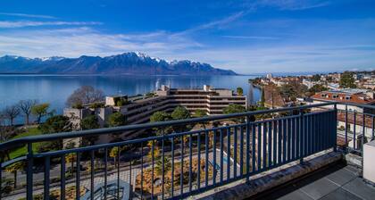 Spacious Panoramic Penthouse in Montreux