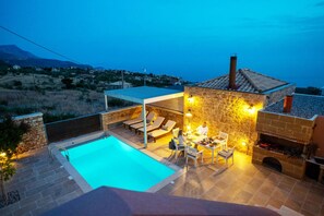 3 bedrooms - Patio Villa Elpiniki With Private Pool (West Mani)