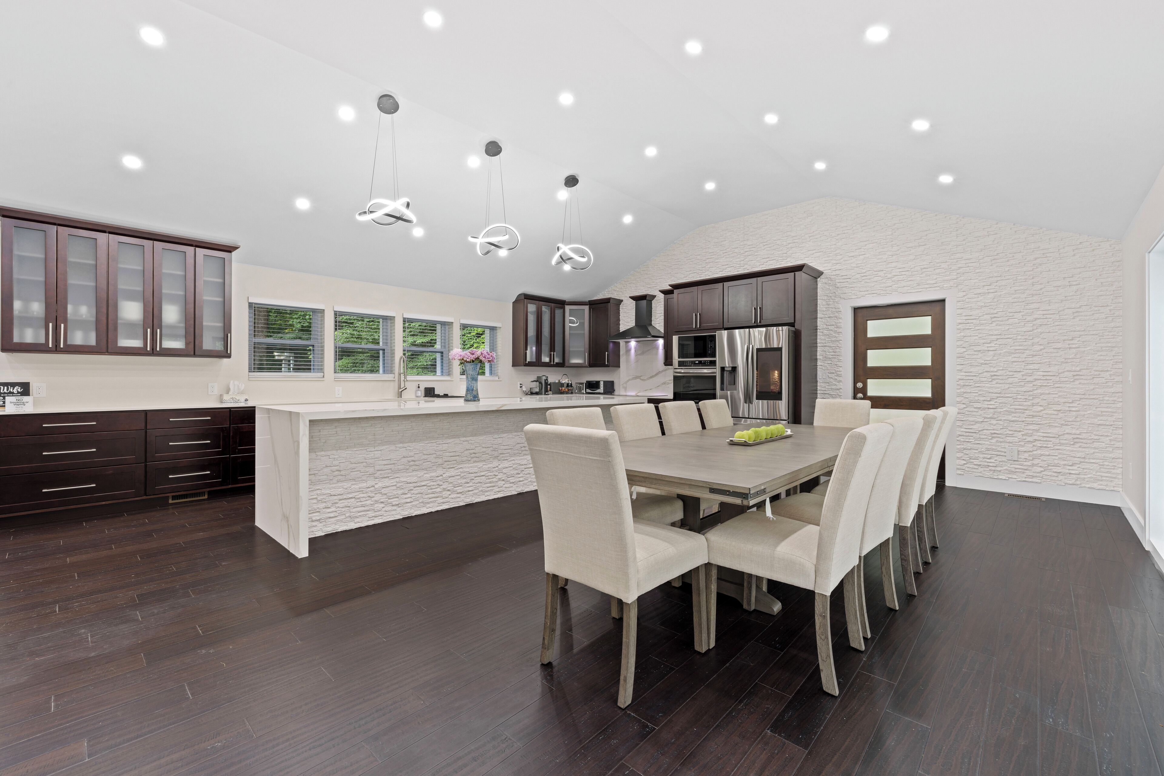 Experience the ultimate vacation getaway with our stunning home rental.