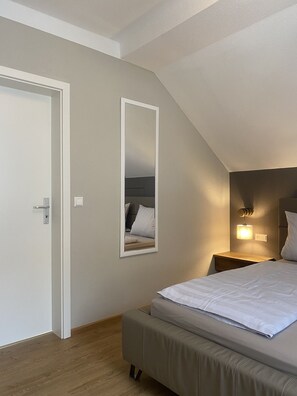 2 bedrooms, free WiFi, bed sheets - S-villa Apatment 50 im Schwarzwald (Schiltach)