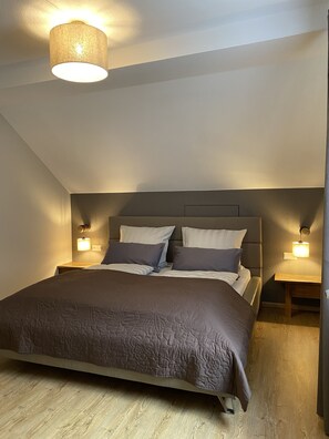2 quartos, Wi-Fi de cortesia, roupa de cama