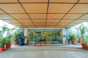 Property entrance - Bel-La Monde Hotel Chhattarpur South Delhi (New Delhi)