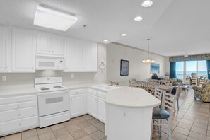Fridge, microwave, oven, stovetop - The Enclave 306 by Liquid Life (Orange Beach)