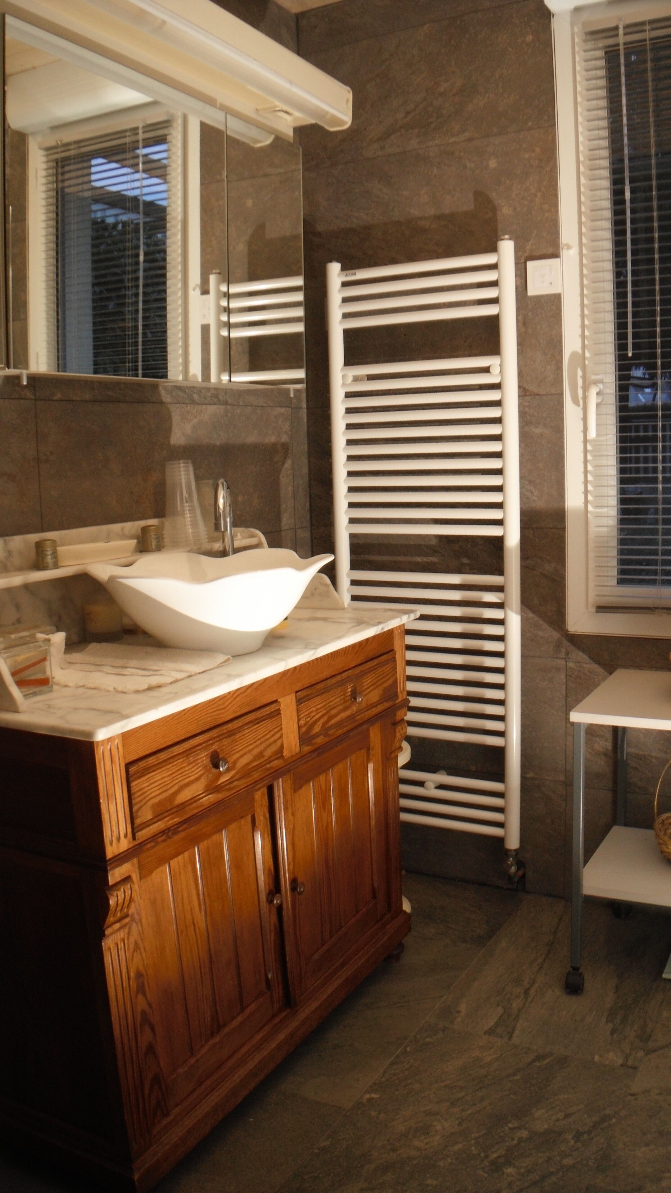 quiet 2km from Paris air-conditioned house with garden and parking