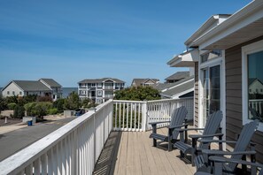Property grounds - New to the Rental Market! 107 W Cape Shores (Lewes)