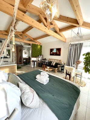 7 habitaciones, tabla de planchar con plancha y wifi gratis 