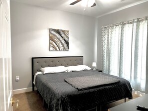 2 quartos, ferros/tábuas de passar roupa, Wi-Fi de cortesia