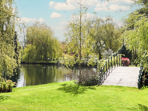 1 bedroom accommodation in Strumpshaw, near Norwich