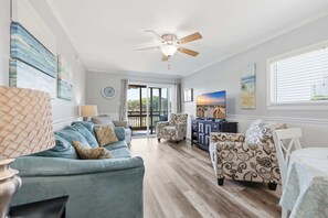 TV - Inlet Waterfront Steps to Beach w Pool (Myrtle Beach)
