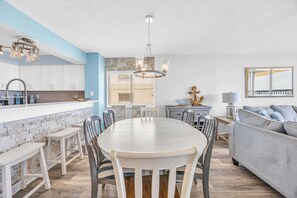 Dining - The Jewel Modern Oceanfront Style w Huge Balcony (North Myrtle Beach)