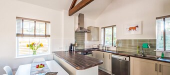 Willow Cottage - UK38484