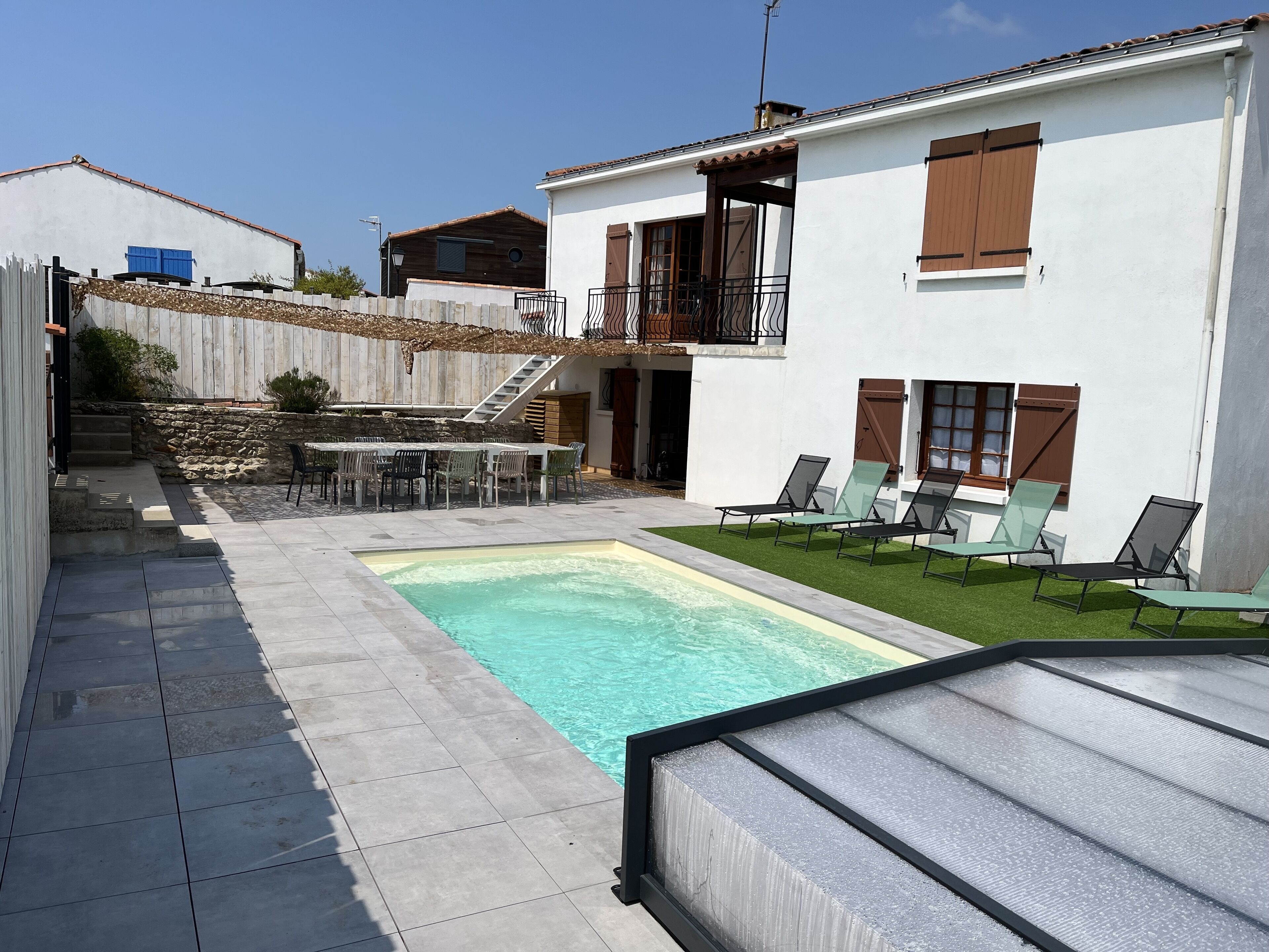 Completely renovated house 4 minutes from the ocean
