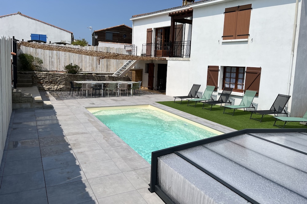 Completely renovated house 4 minutes from the ocean