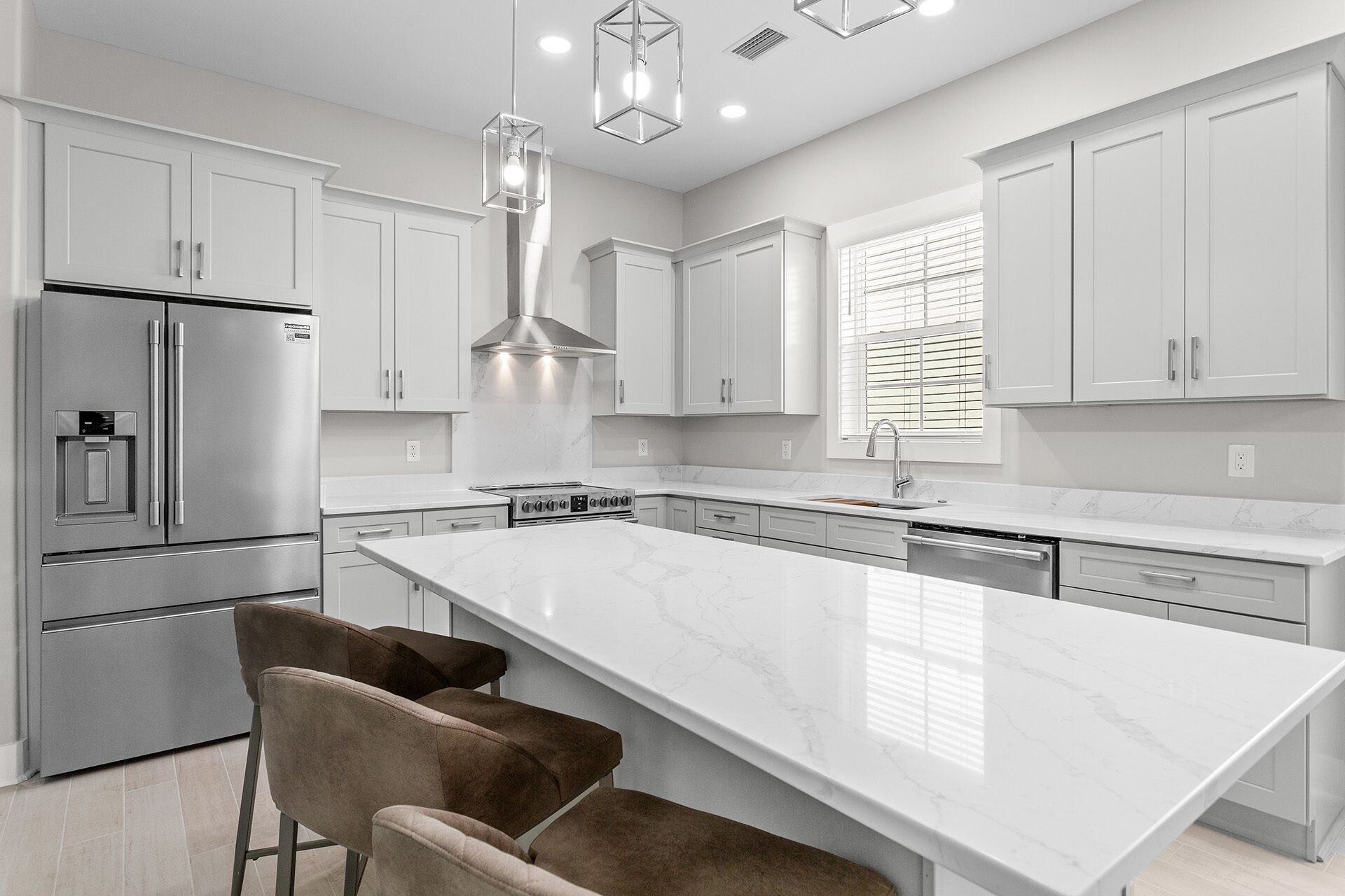 Villa Lago 1951 - BRAND NEW Sandestin Home, Near Baytowne, Golf Cart Included!