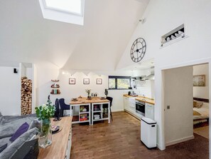 Dishwasher, high chair - 1 bedroom accommodation in West Linton, near Edinburgh (West Linton, near Edinburgh)