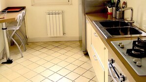 Uklassifisert bilde, 4 av 30, knapp