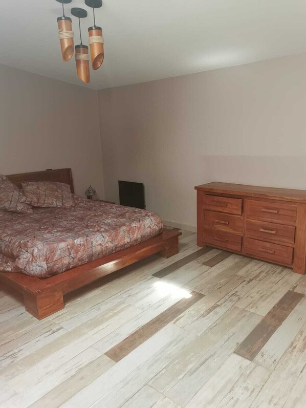 1 chambre, Wi-Fi, draps fournis
