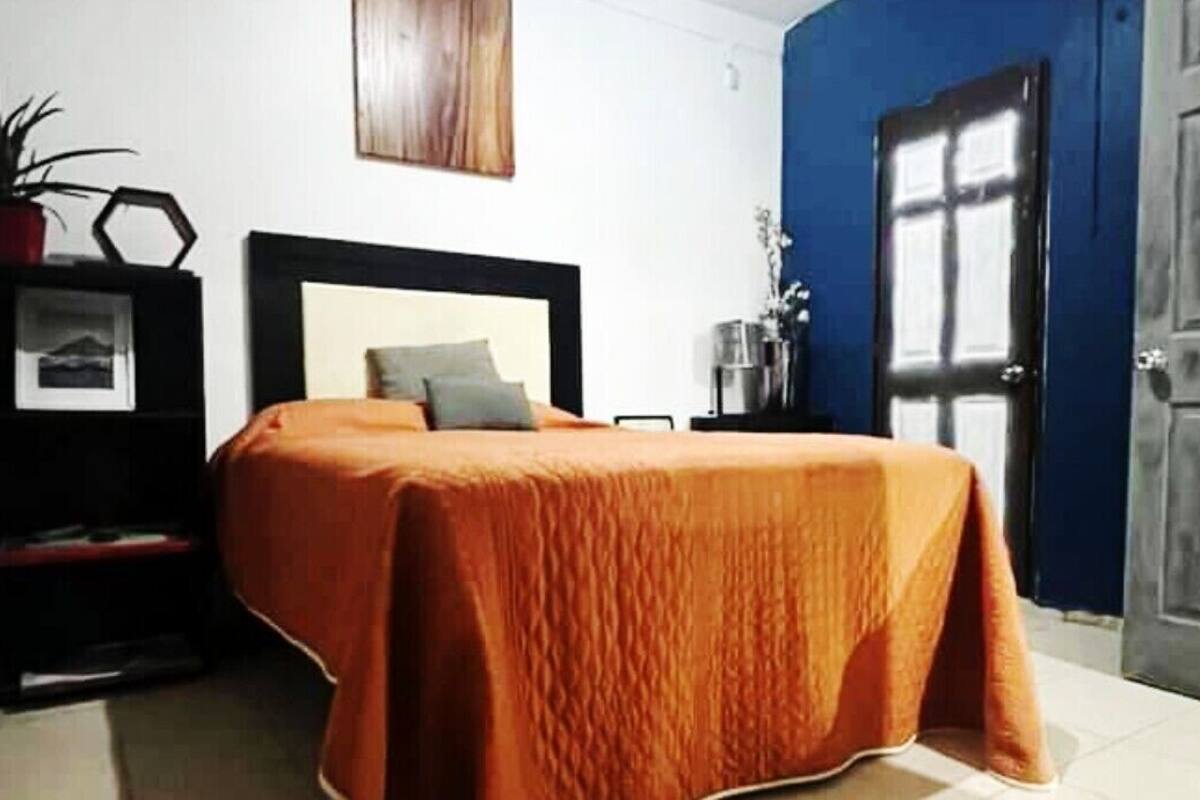 Design Studio Suite | Premium bedding, down duvets, Tempur-Pedic beds, minibar
