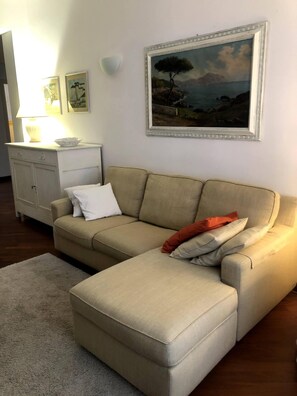 Living area - Apartment 3rd floor sea view, parking (Genova)