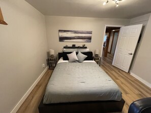 1 soveværelse, skrivebord, Wi-Fi, sengetøj