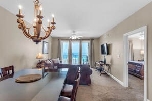 Smart TV, DVD player - ⛱️Fabulous Gulf Views-By Beach in Seascape-3Pools-2BR+Bunkrm Ariel Dunes II 2202 (Destin)