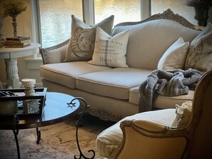 Smart TV, fireplace, books