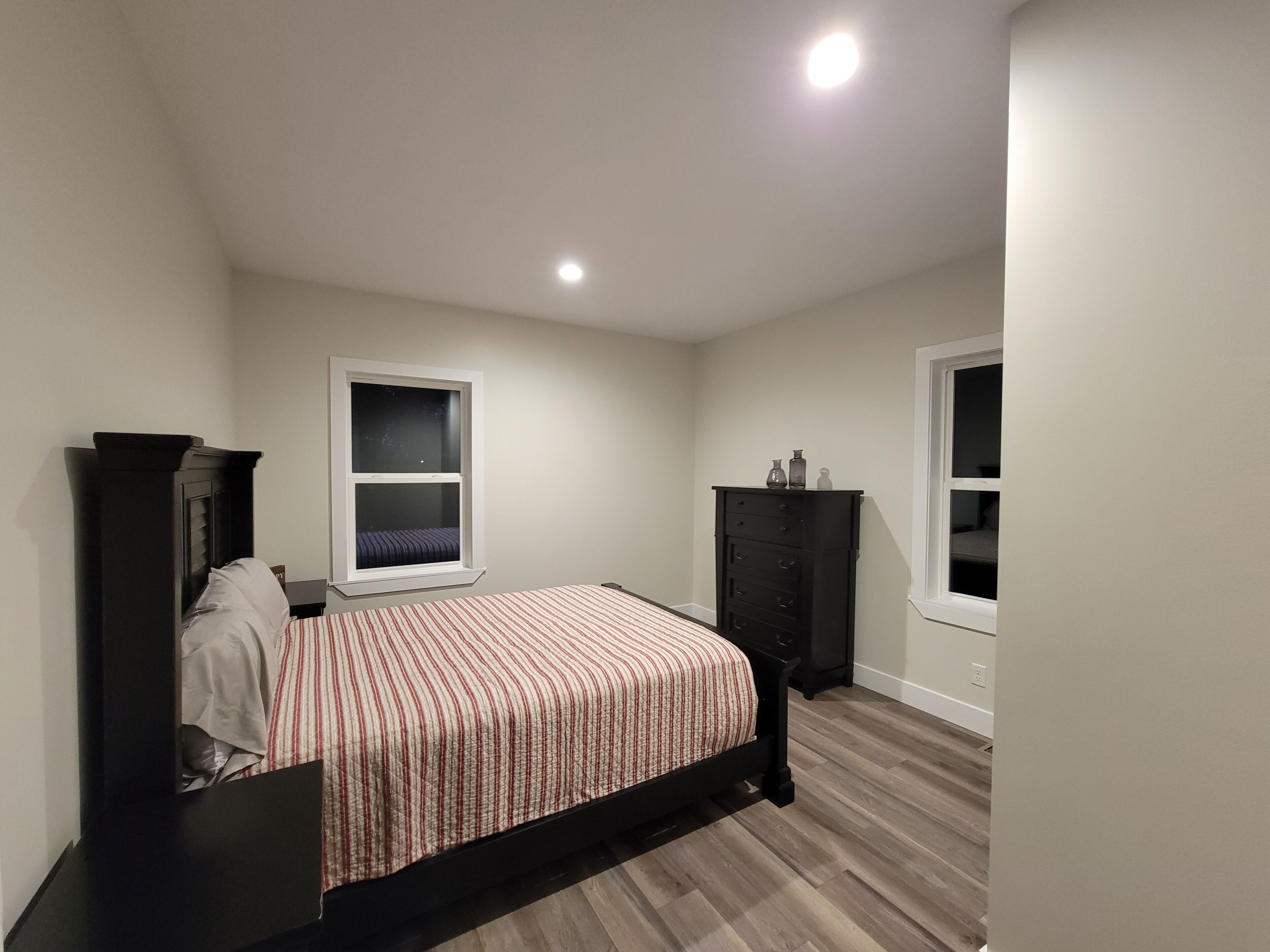 4 bedrooms, free WiFi, bed sheets