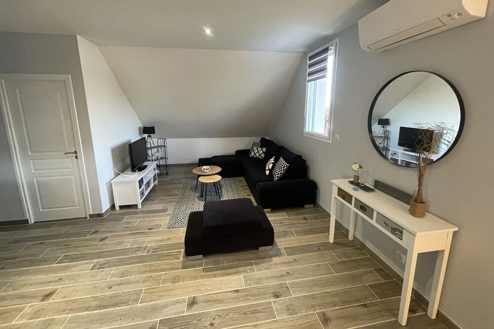 Air-conditioned apartment