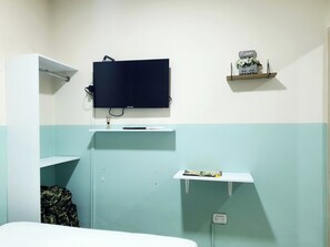 Standard Room | 1 bedroom, premium bedding, down duvets, free WiFi