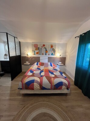 3 bedrooms, iron/ironing board, free WiFi, bed sheets - Fully renovated house, garden & terrace 5mn from the beach, underfloor heating (Combrit)