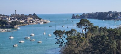 Fully renovated house, garden & terrace 5mn from the beach, underfloor heating