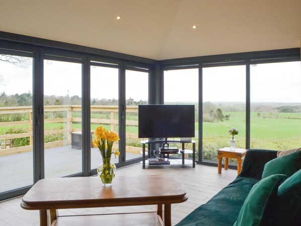 Living area - 6 bedroom accommodation in Waverton, near Wigton (Waverton, near Wigton)