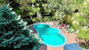 Utomhuspool