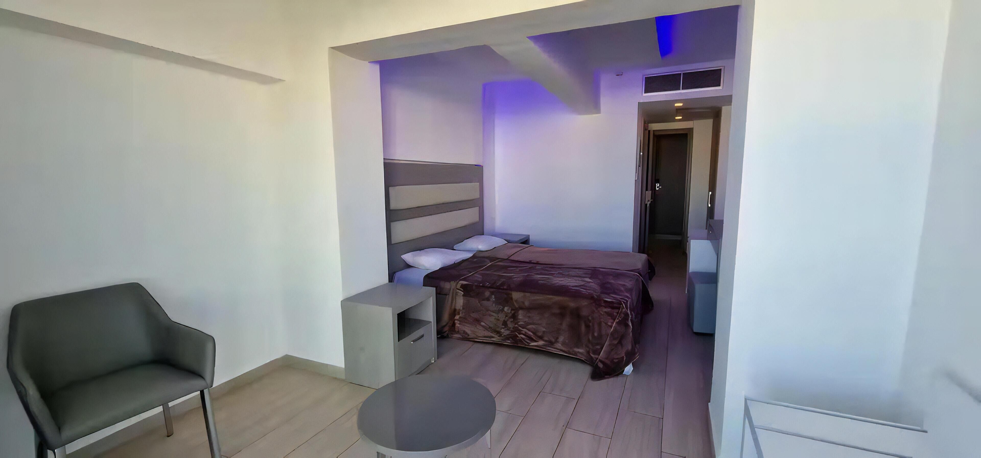 Photo - Captain Pier Hotel