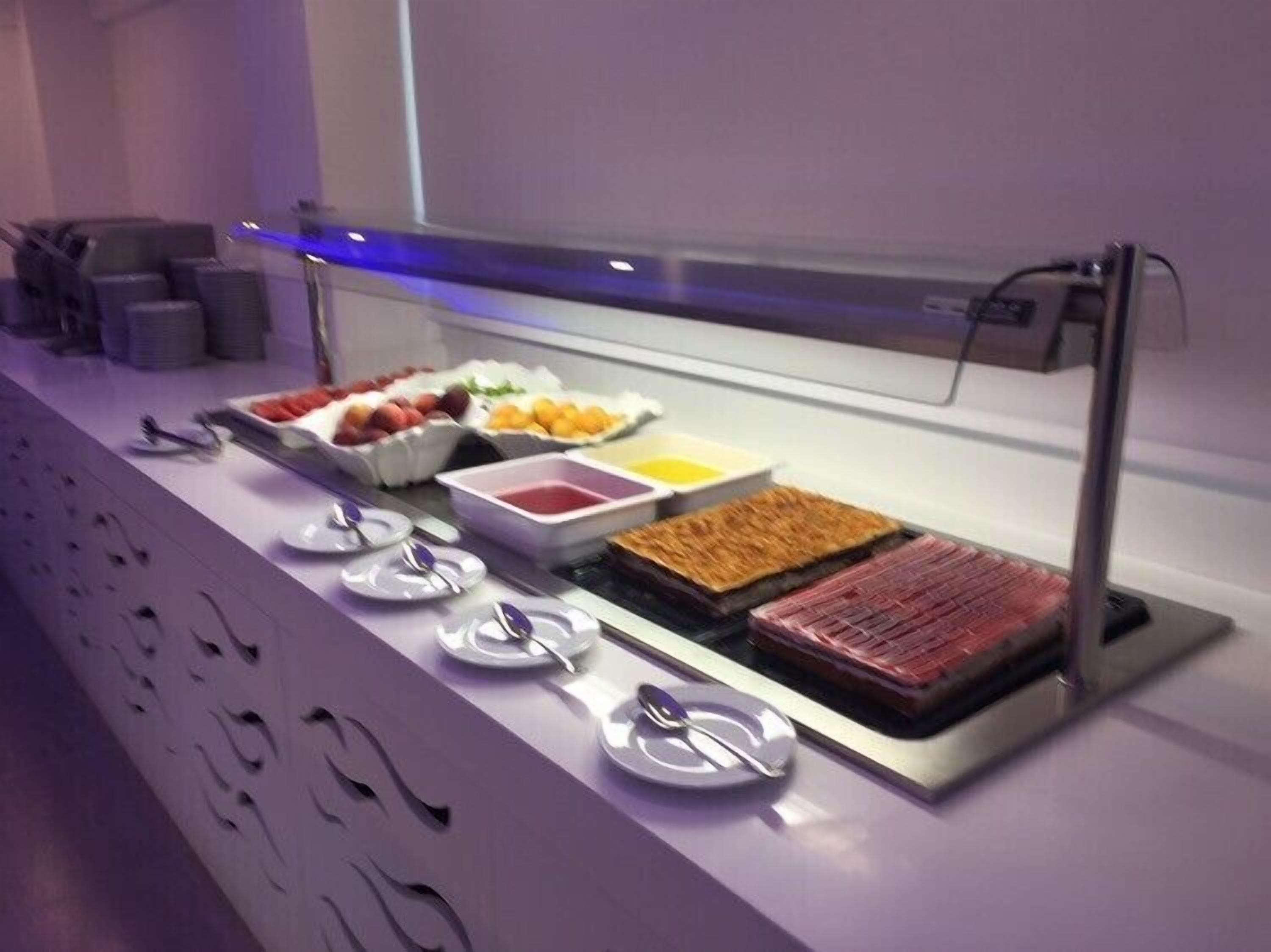 Photo - Captain Pier Hotel