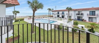 Peaceful Beachfront Getaway