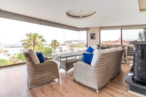 Royal Villa, Multiple Bedrooms, Non Smoking, Sea View | Living area | Fireplace - Salida Inn (Kusadasi)