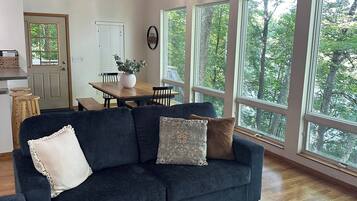 Smart TV, ping pong, books